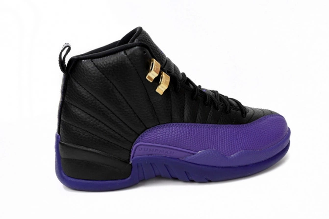 Purple Air 12 Field Retro CT8013-057 Jordan 0806